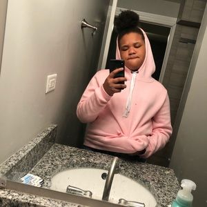 Meet your Posher, Kennedy